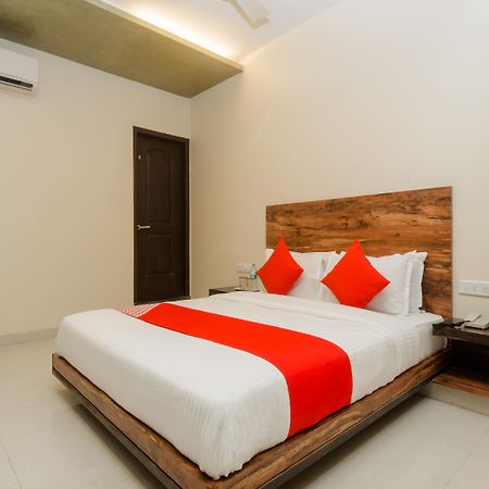 Hotel Sai Comforts Bapane Экстерьер фото