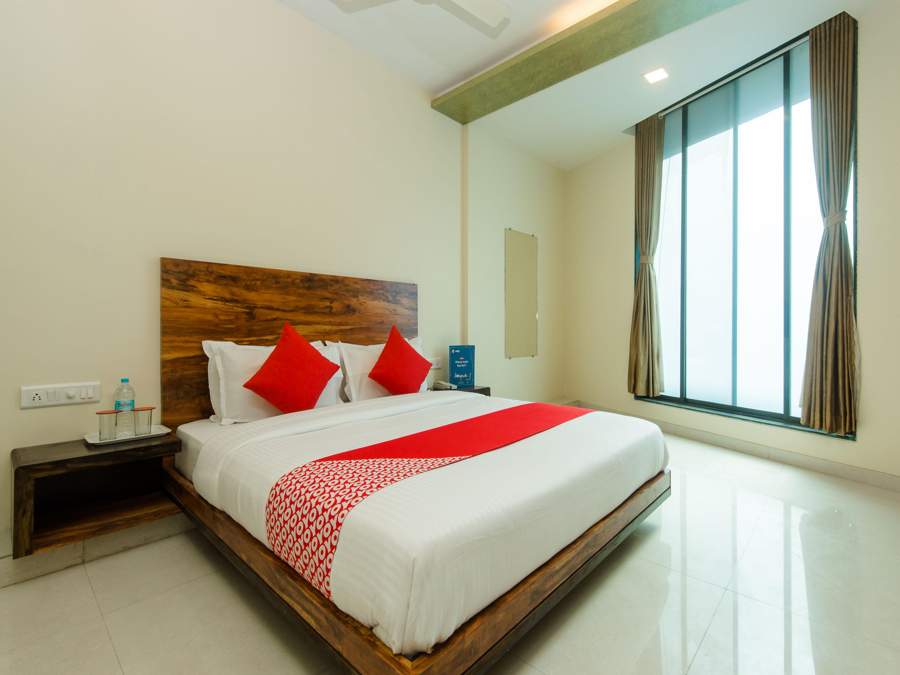 Hotel Sai Comforts Bapane Экстерьер фото
