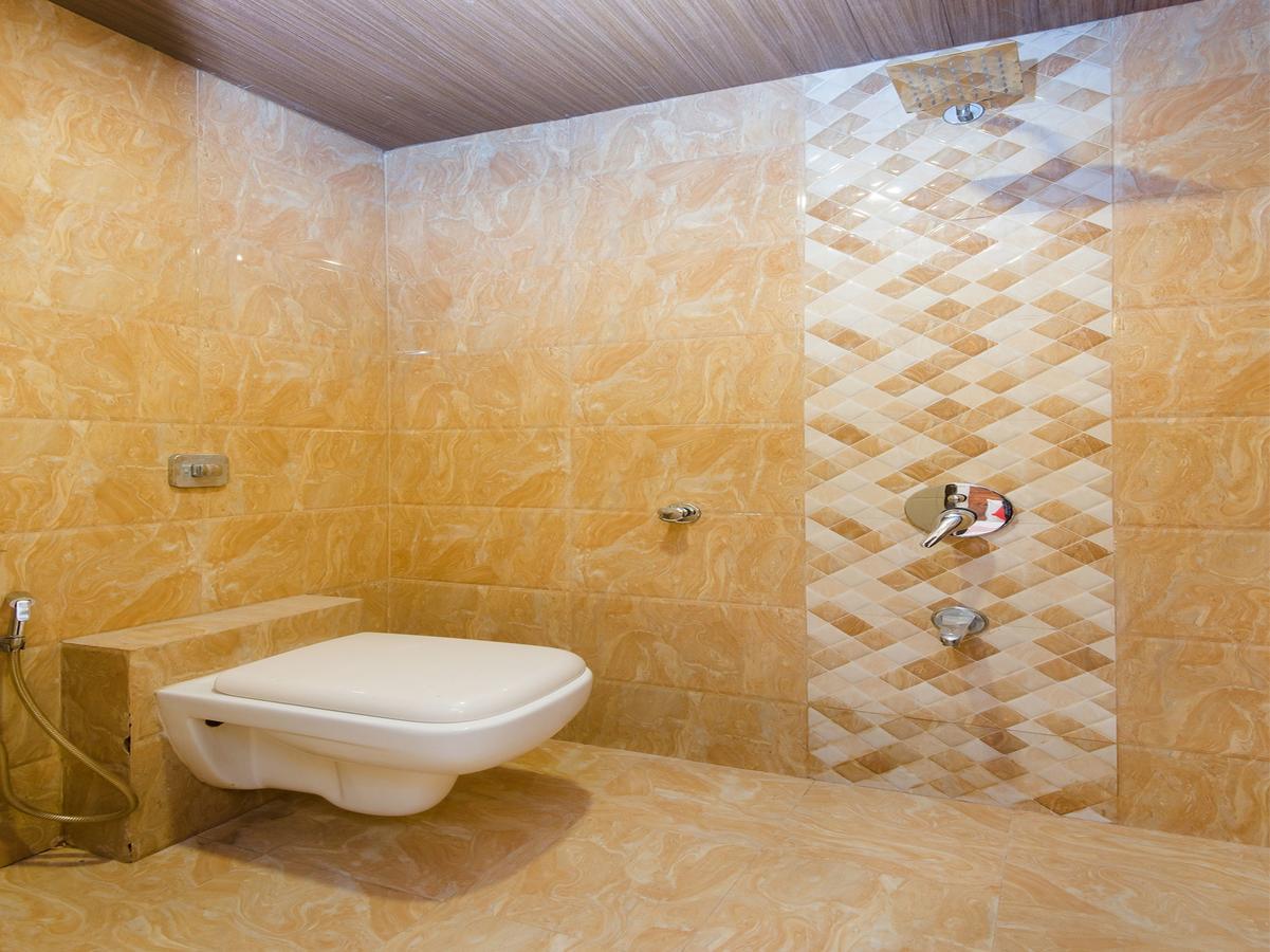 Hotel Sai Comforts Bapane Экстерьер фото